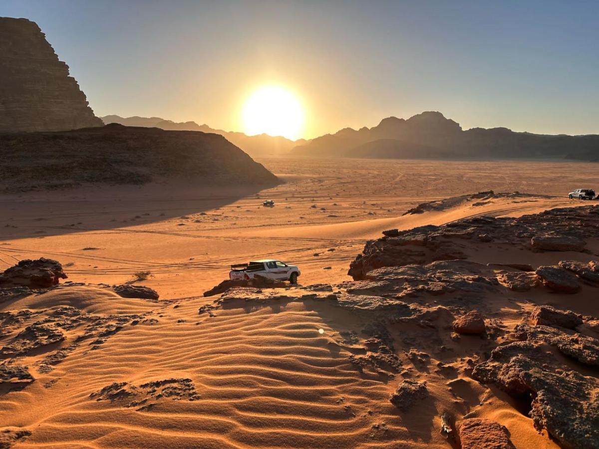 WadiRum Star Planet albasli Wadi Rum Exteriör bild