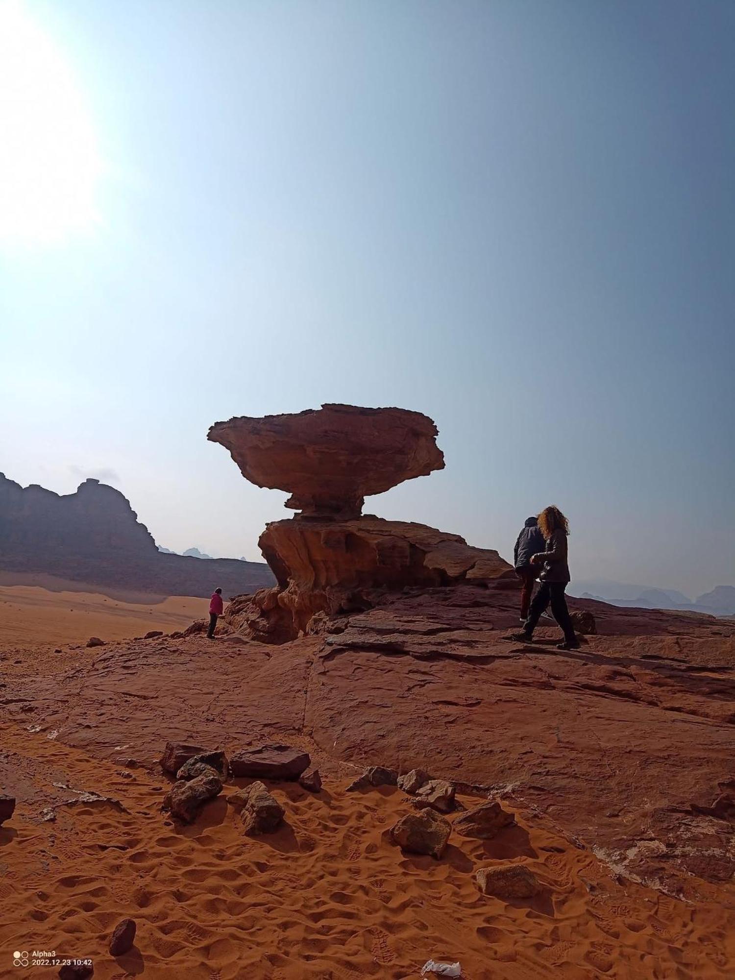 WadiRum Star Planet albasli Wadi Rum Exteriör bild